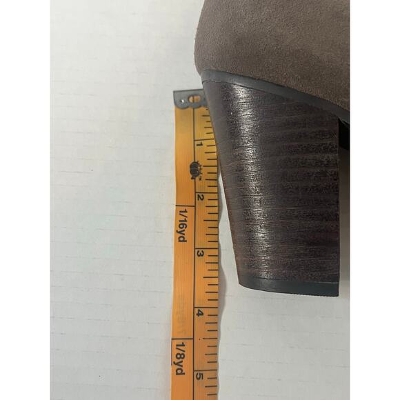 Women's Nicole Taupe Soft Leather High Heeled Fall Tall Boot Adj Strap Size 9M - Picture 4 of 7